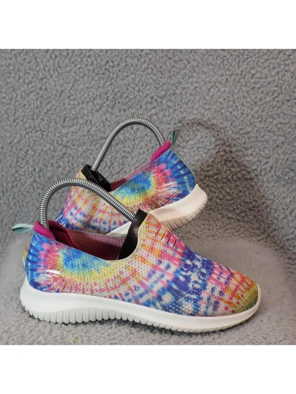 Skechers Women Ultra Flex Harmonious 13106 Tie Dye sz 6.5